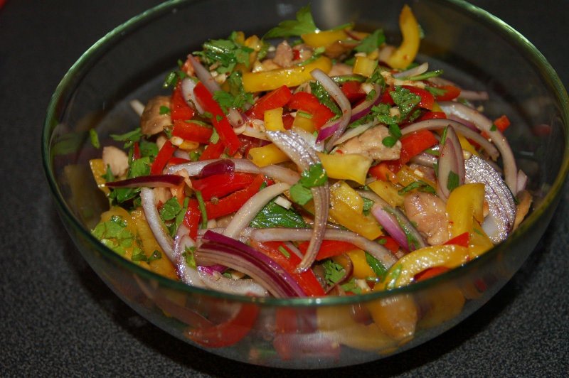 Овощной салат с болгарским перцем