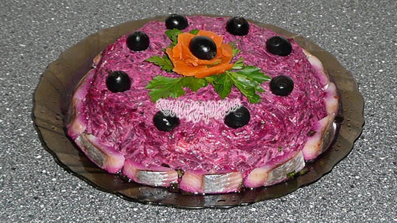 Торт «салат селедка под шубой»
