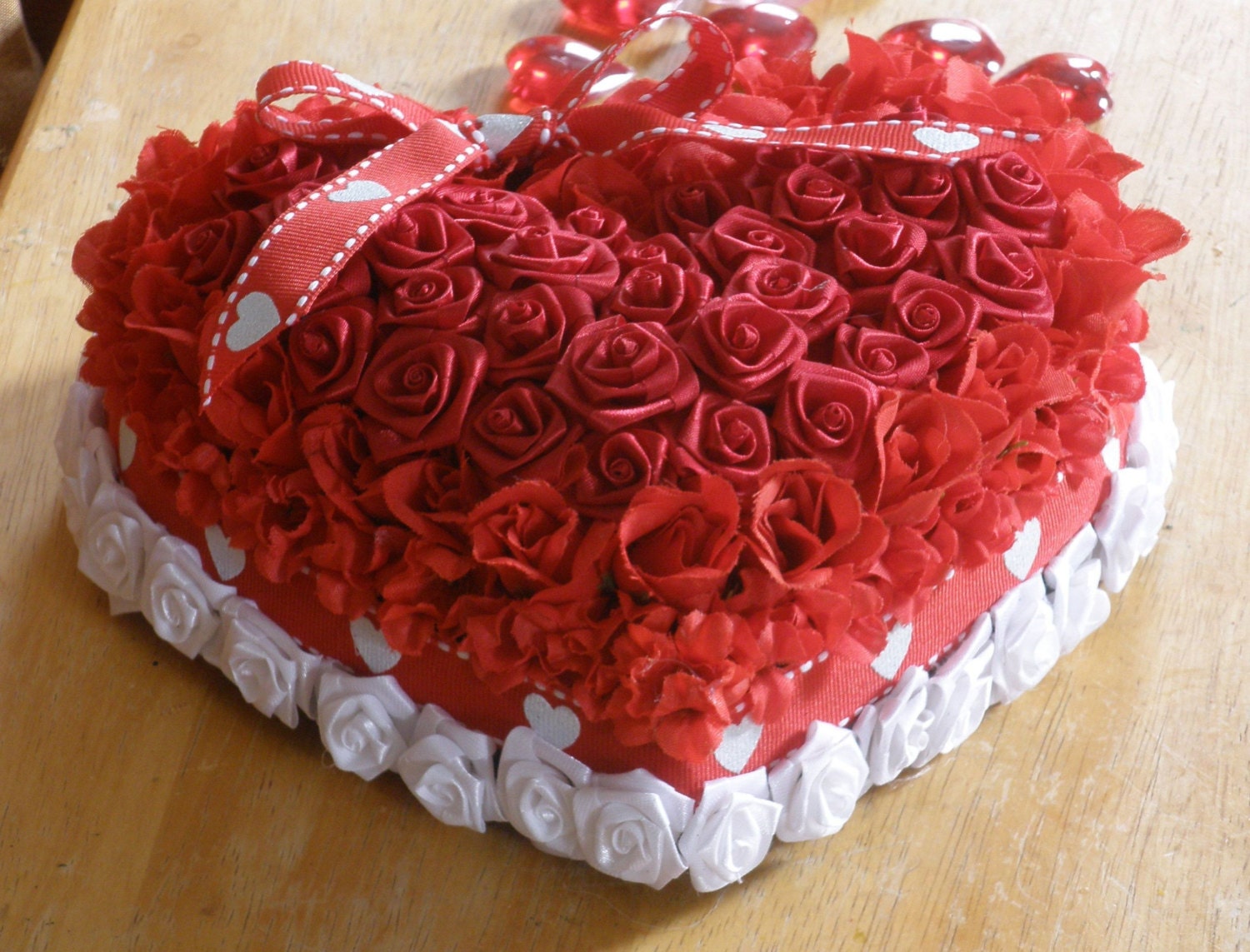 Как сделать торт сердце в розах