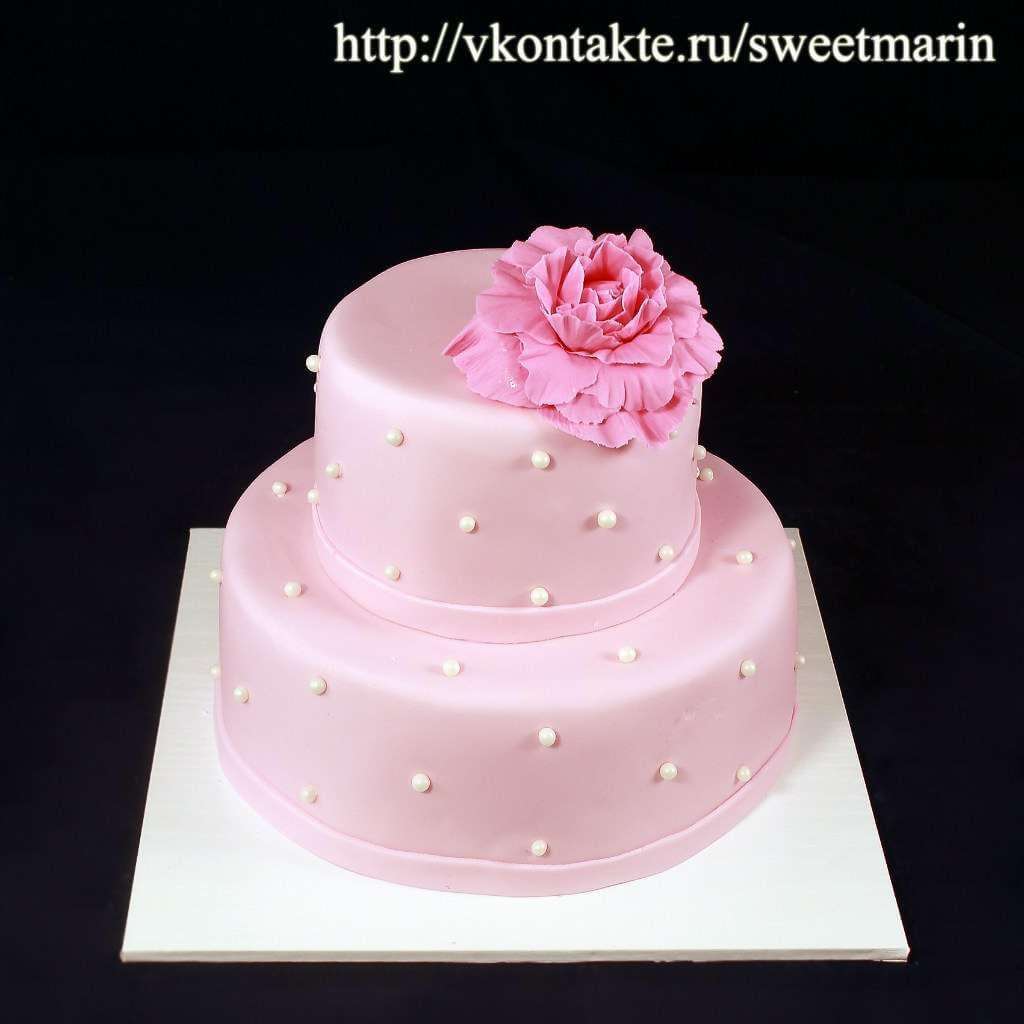 Торт двухъярусный розовый