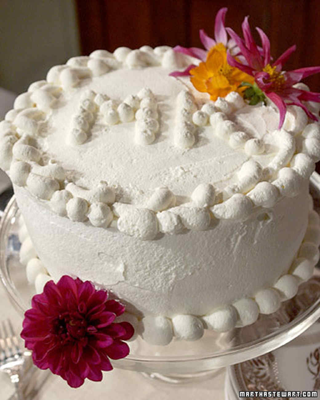 Торт с белыми сливками