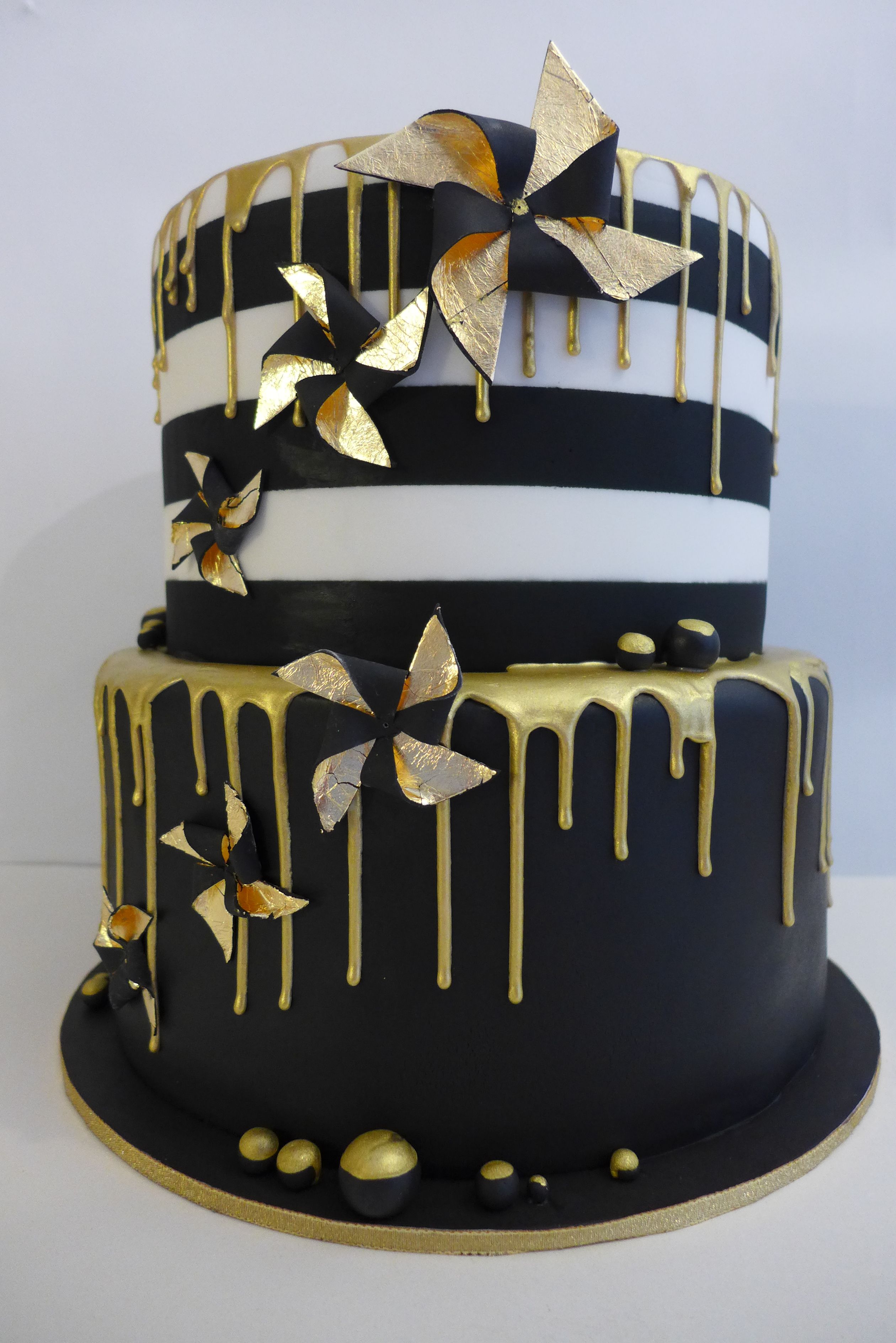 фото черных тортов на день рождения