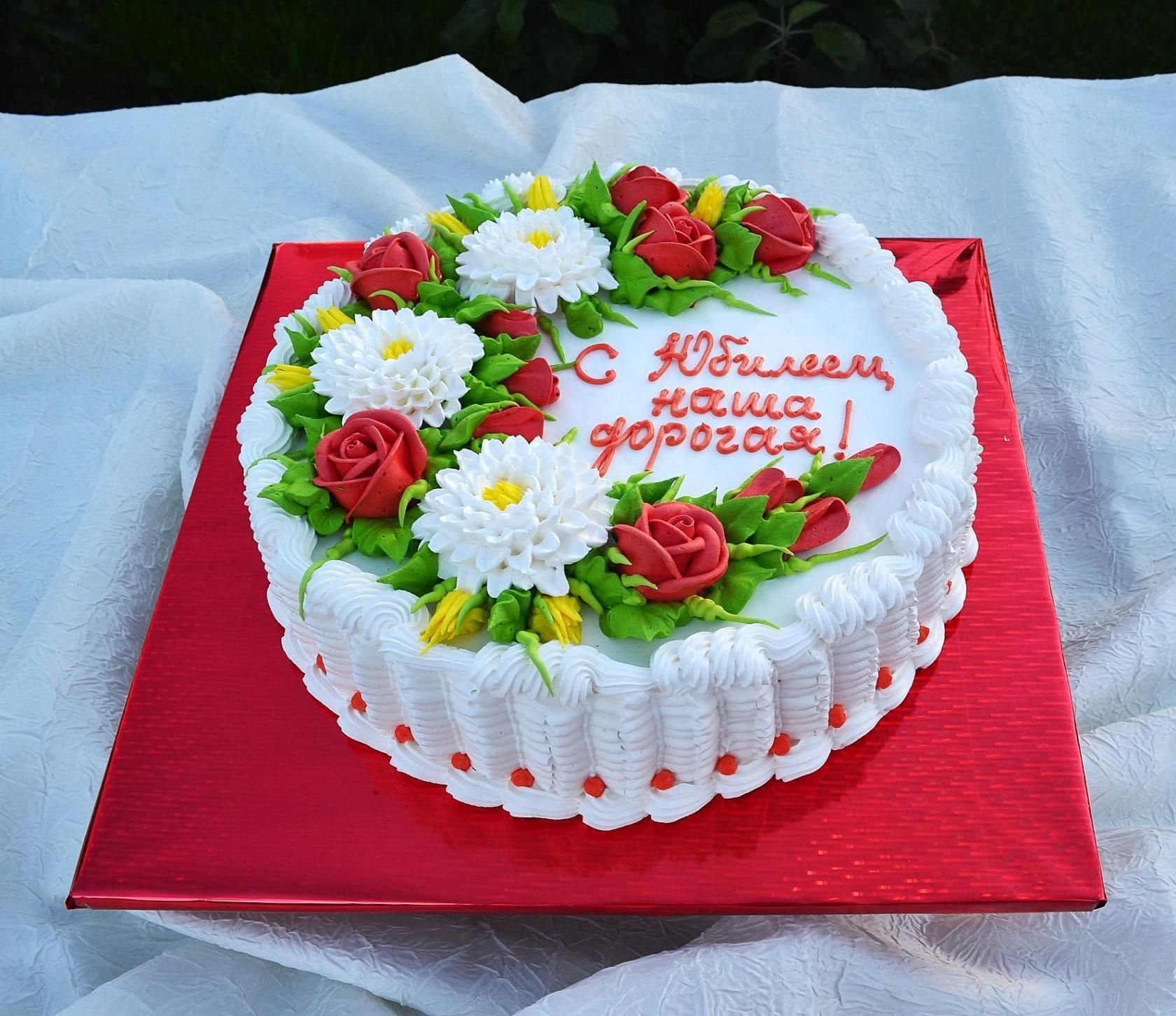 Фото торт из сливок для юбилея