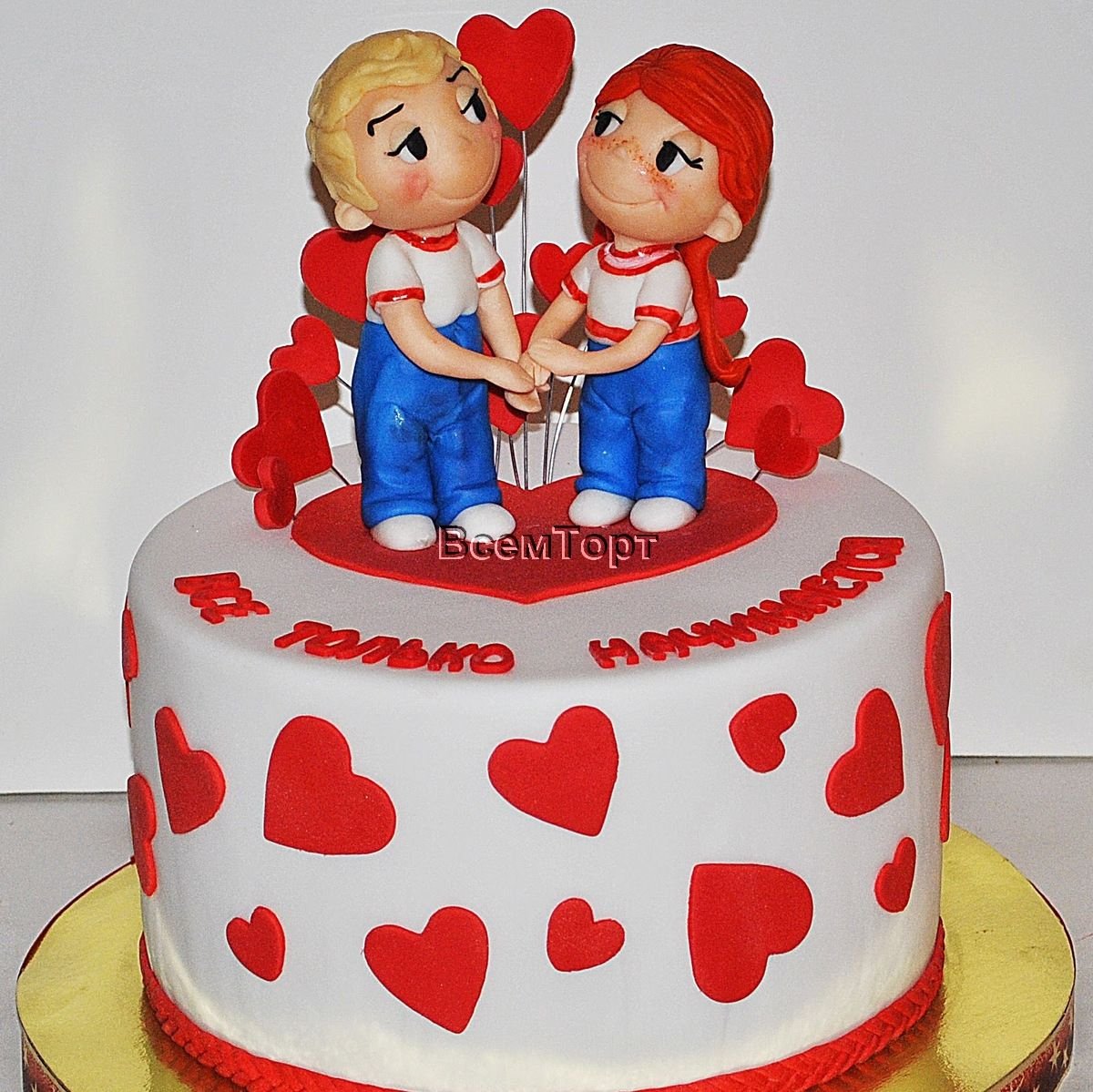 Торт в стиле Love is
