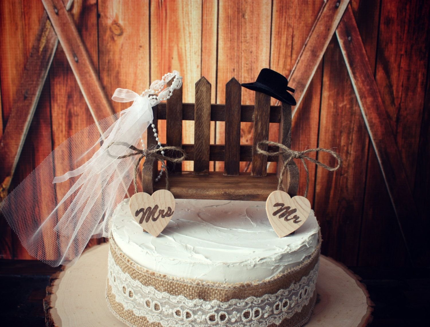 Торт в деревянном стиле на свадьбу