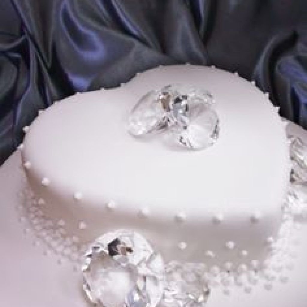 Свадебный торт в виде колец