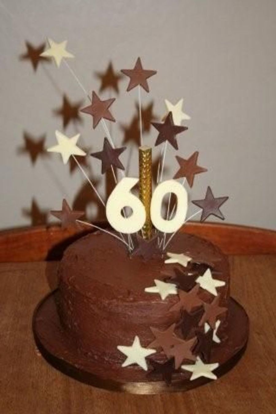Торт с шоколадными звездами