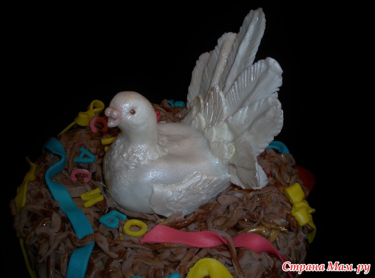 Торт с голубями