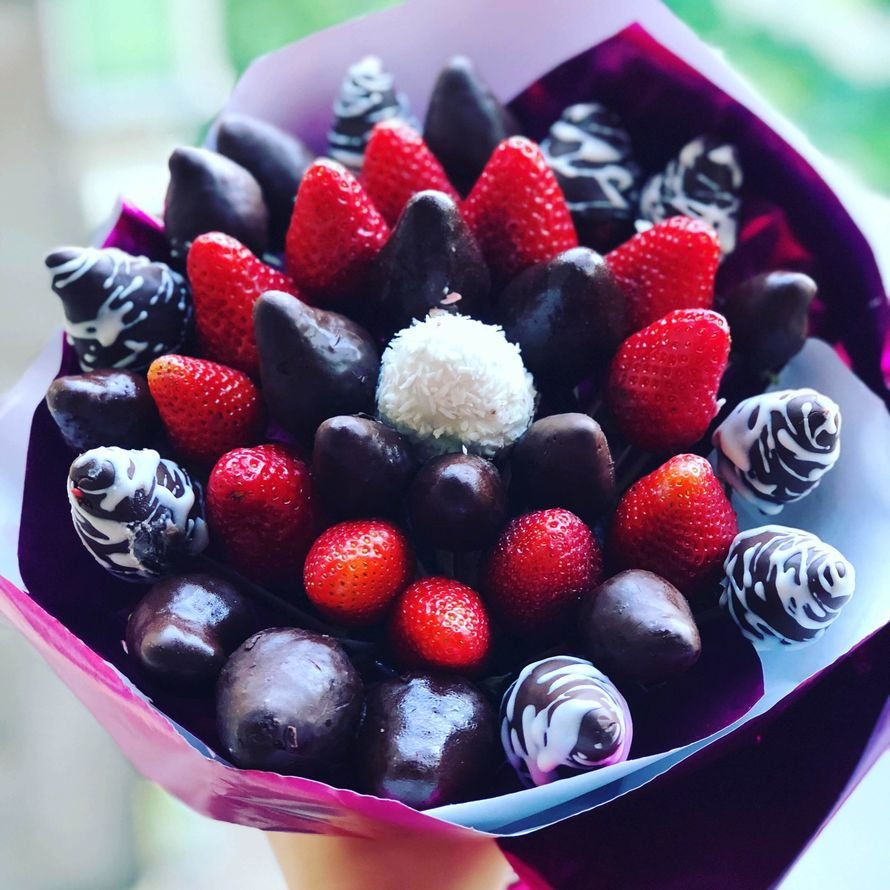 Букет из ягод в шоколаде