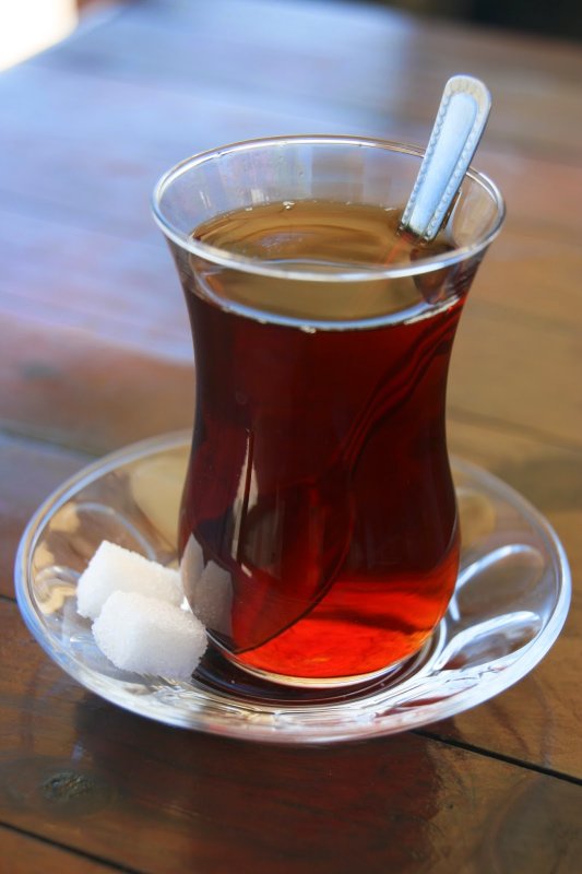 Турецкий чай с видом на Босфор