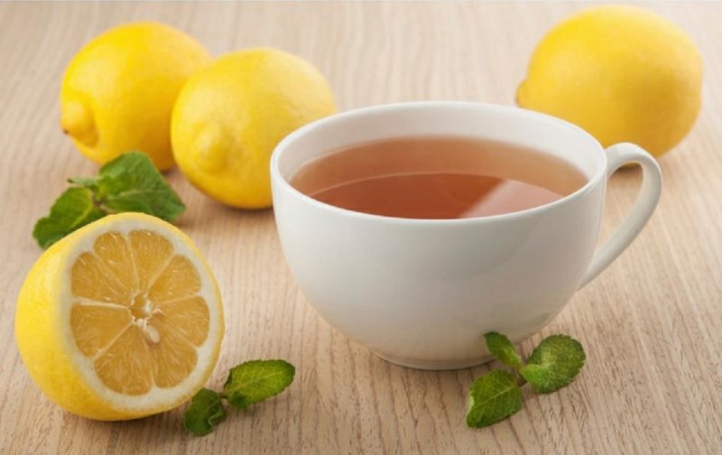 Чашка с лимоном