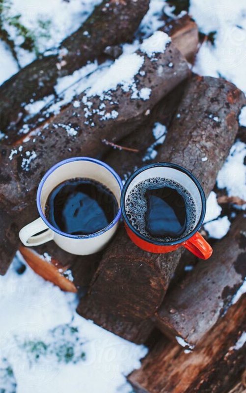 Чаепитие на природе зимой