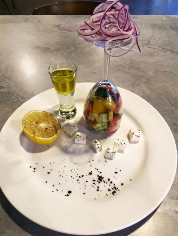 Креативные салаты в ресторанах