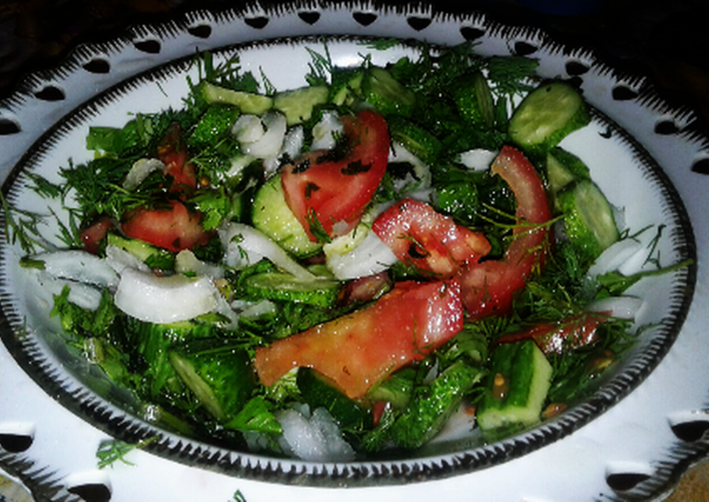 Салат со свежими овощами