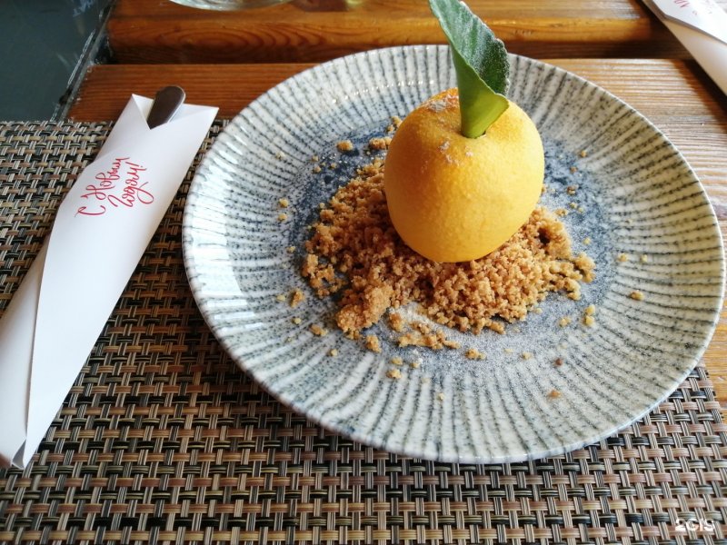 Десерт в Тануки с манго