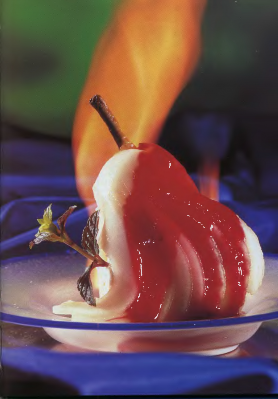 Десерт груша фламбе