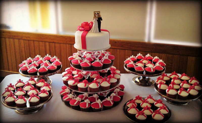 Порционные пирожные на свадьбу