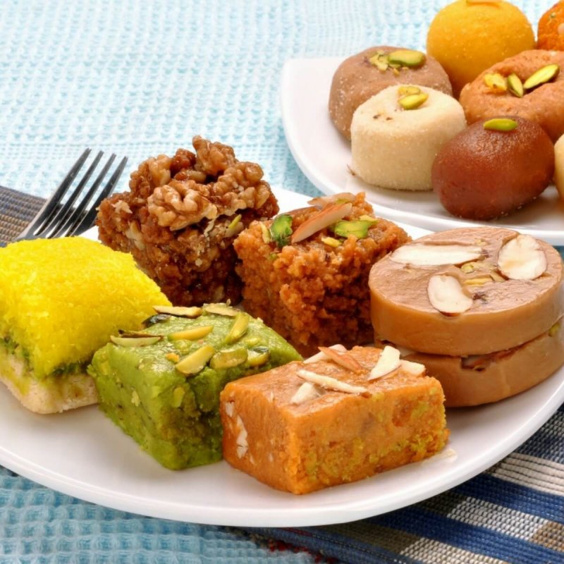 Индийский десерт Ладду