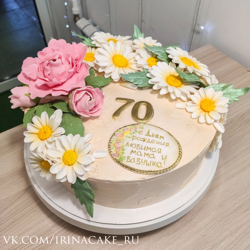 Торт бабушке 70 лет (47 фото)